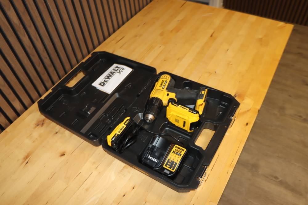 1296152-2 Screwdriver Dewalt DCD771