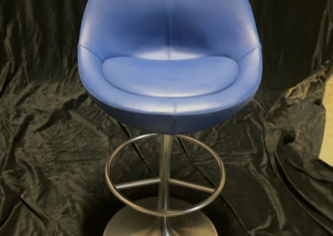 Bar stools and extra cushions - Johanson Design Venus