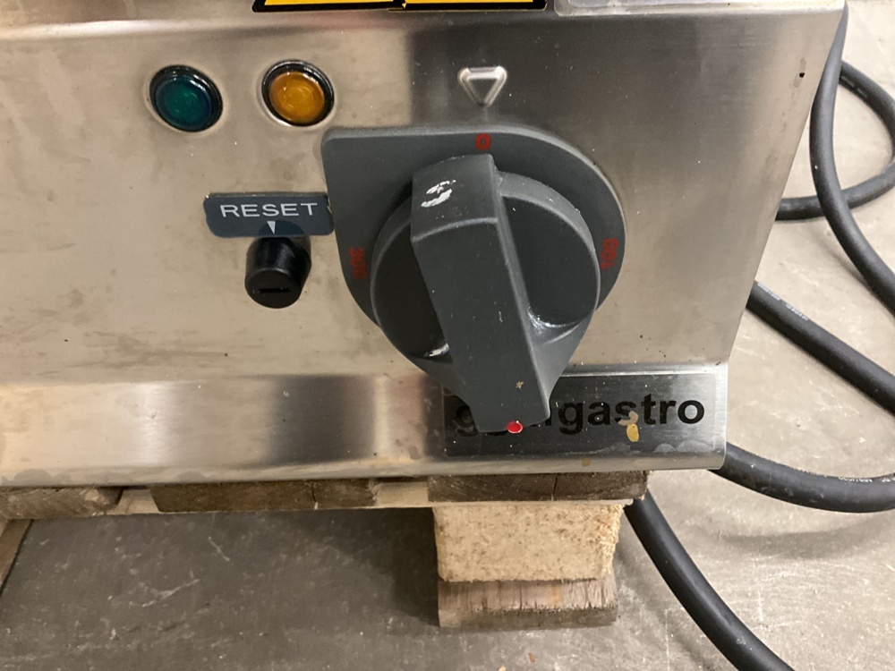 1473956-2 Grill table - GGM Gastro