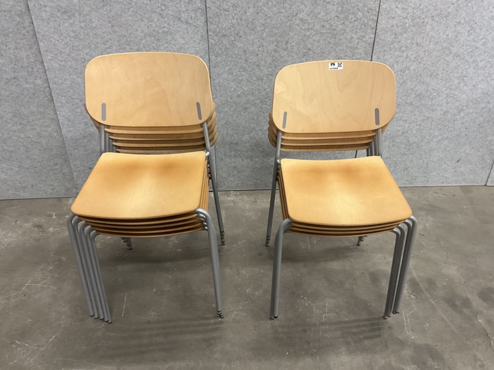 1473958-1 9 stackable chairs