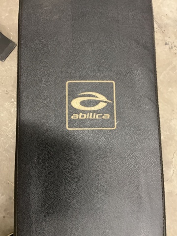 1473960-6 2 st. Gymbänkar  -  ABILICA
