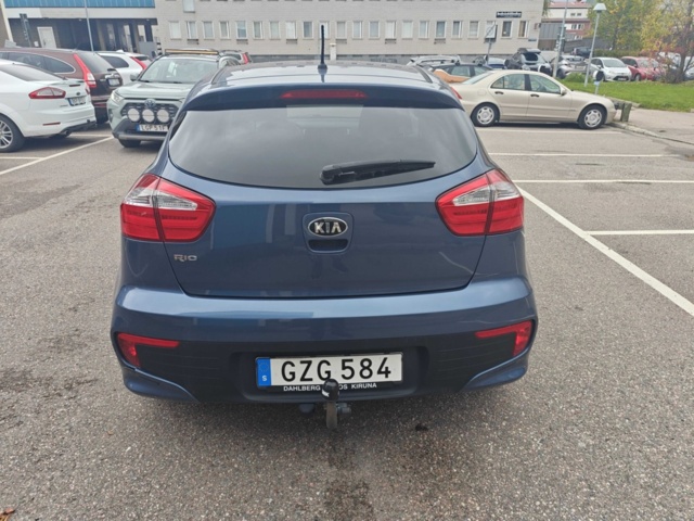 1484585-4 Kia Rio 1.2 CVVT -2015
