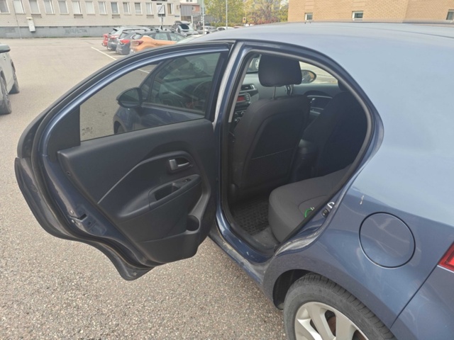 1484585-50 Kia Rio 1.2 CVVT -2015