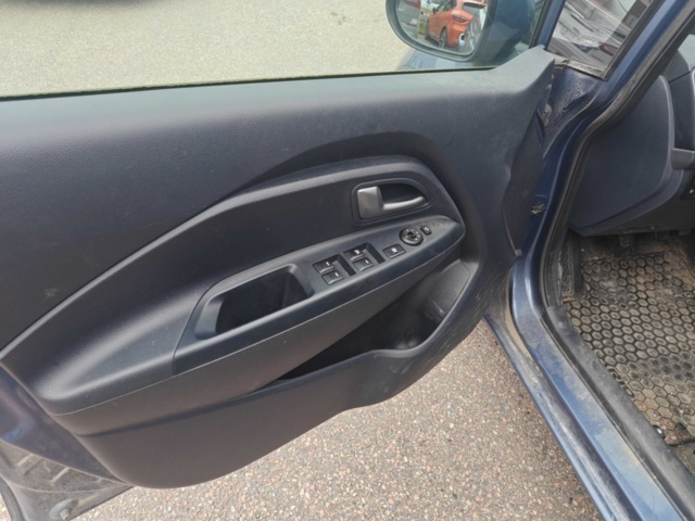 1484585-56 Kia Rio 1.2 CVVT -2015