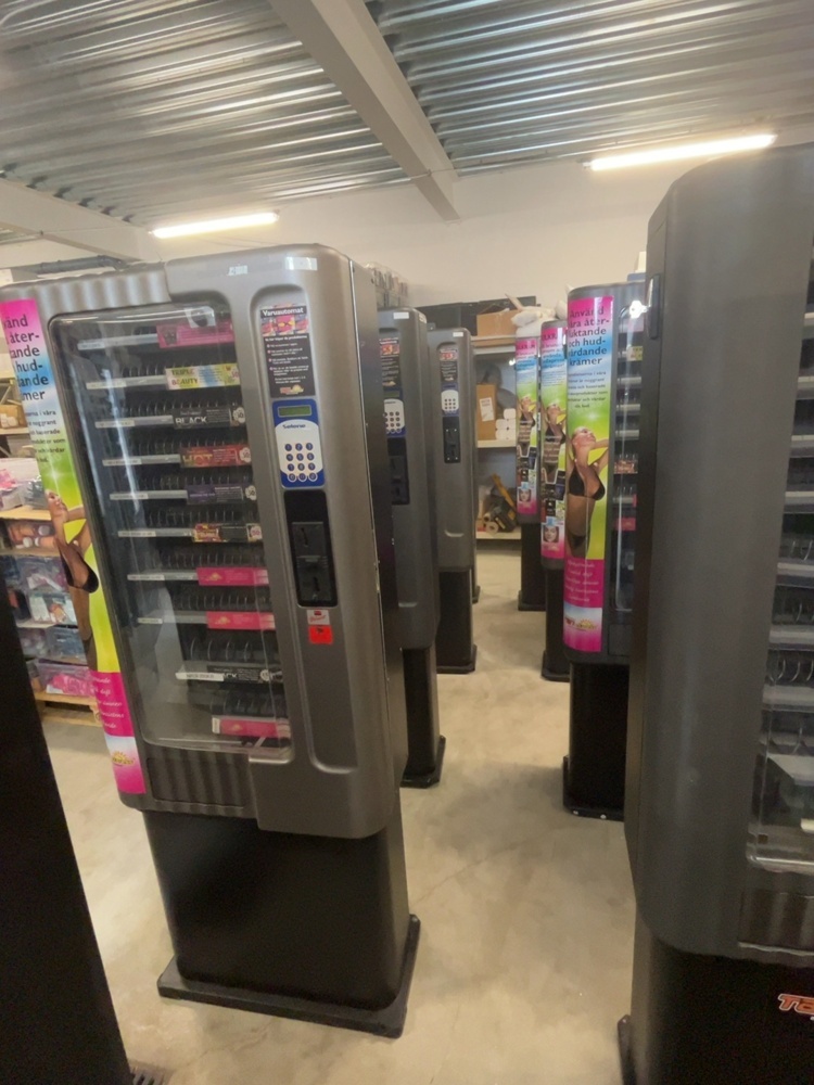 1591423-1 5 vending machines - Selene Basic
