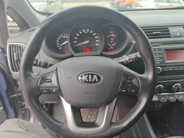 1484585-65 Kia Rio 1.2 CVVT -2015