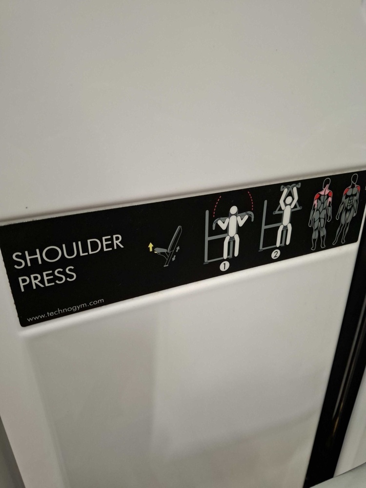 1591015-2 Shoulder press, TechnoGym MB152C0