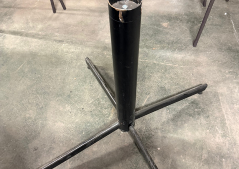Defekt bordstativ – Stable Table – Dining höjd