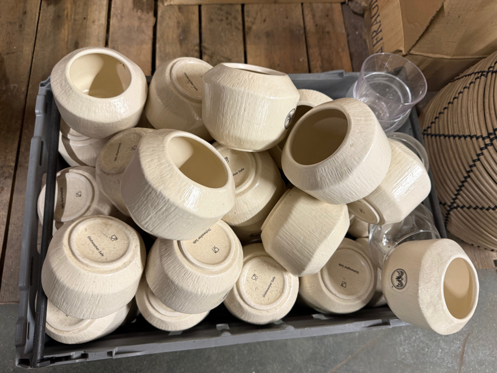 1563496-2 Coconut Cups – Bacardi