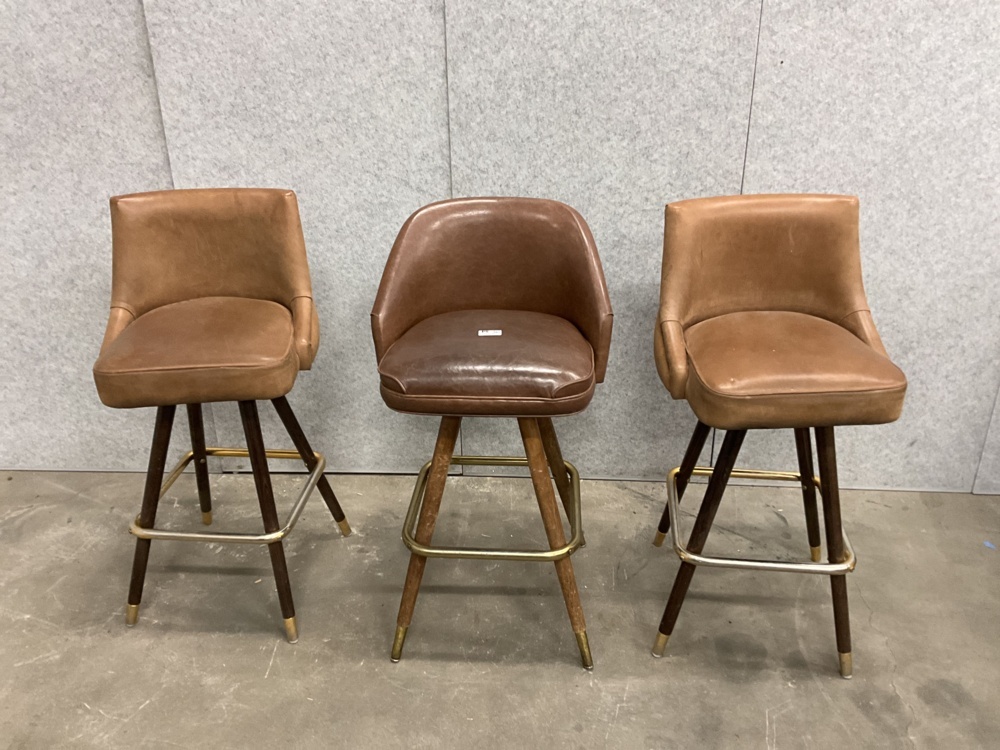 1473973-1 3 pcs. bar stools "Repair item"