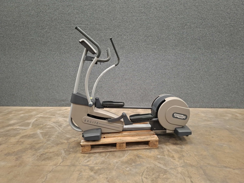 1591037-1 Cross trainer, Technogym Excite