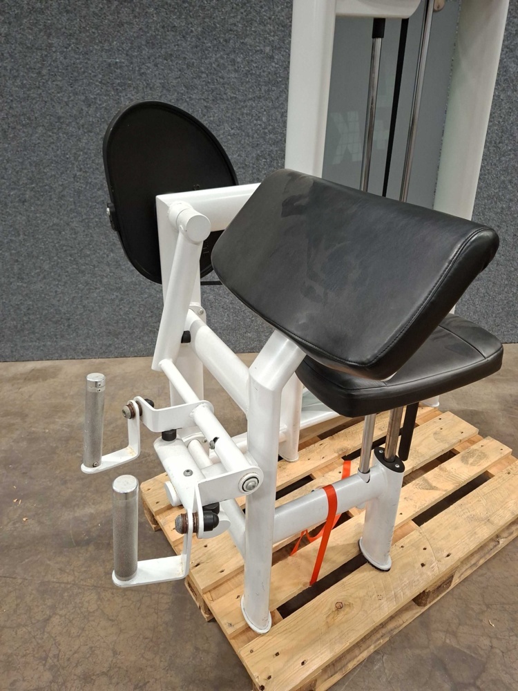 1591042-2 Biceps machine, LK+