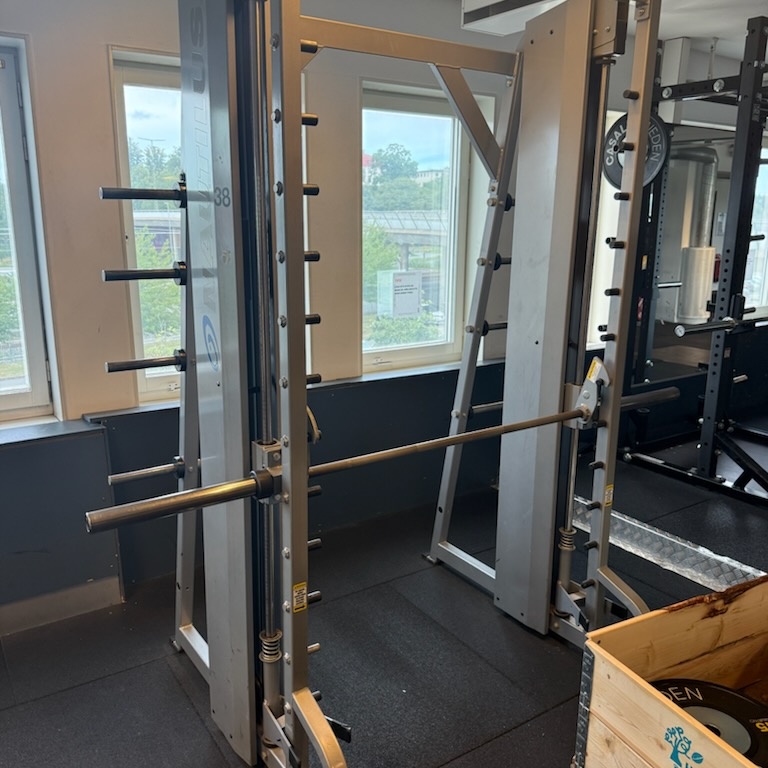1486382-2 Smith machine – Nautilus