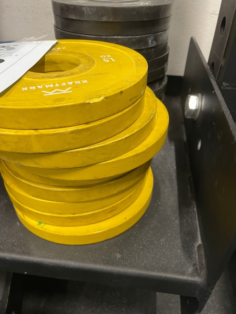 1590258-2 Weight plates 1.5 Kg, 9 pcs and 1.25 Kg 12 pcs - Kraftmark
