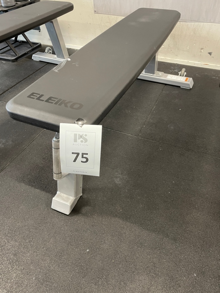 1590275-1 Flat Bench Gold