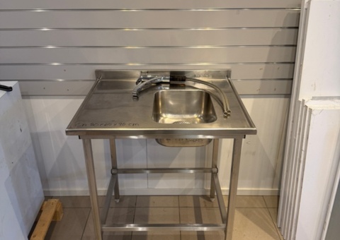 Small sink with tap and faucet, approx. 80x65x90 cm