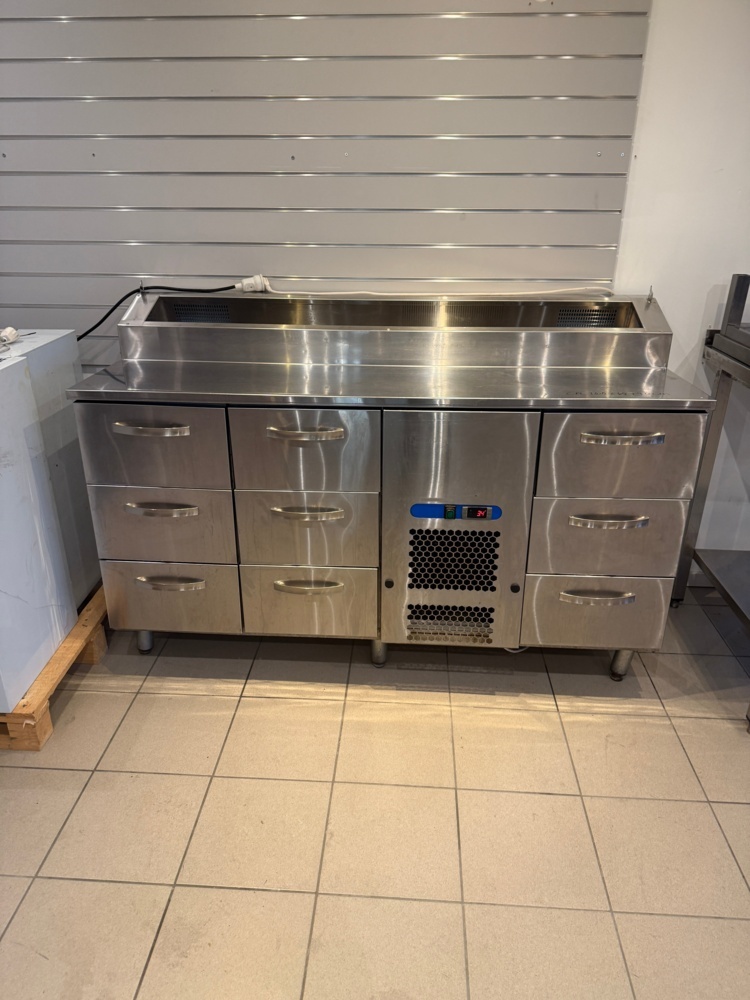 1141805-1 Refrigerated counter with 9 drawers, cooling channel. Approx. 160c65x90 cm