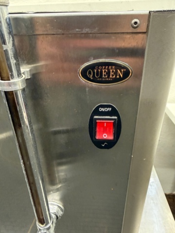 1141807-4 Elektrisk kaffetermos från Coffé Queen. Ca 5 liter.