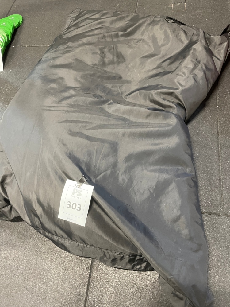 1590303-2 Training bag