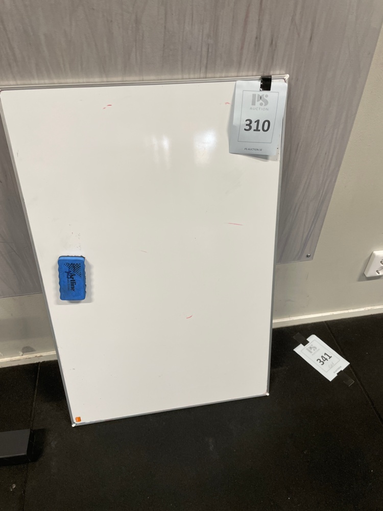 1590310-1 whiteboard