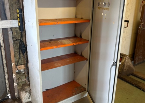 Sheet metal cabinet