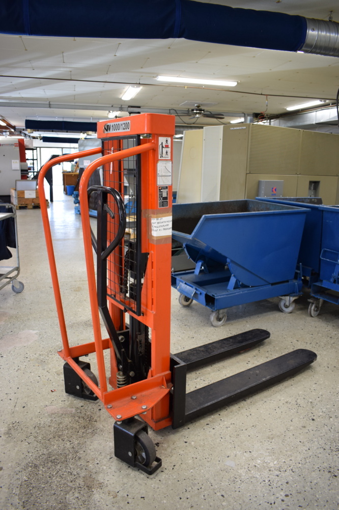 1452847-1 Walking stacker 1000 kg AJ Products