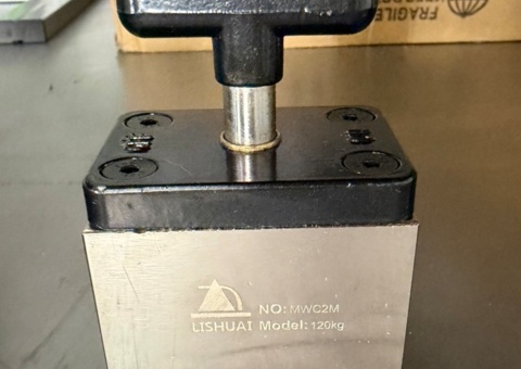 2 pcs Welding magnets On/Off – 120 kg – 5 magnetic surfaces - Free shipping