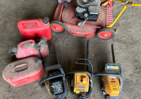 Collection of garden machinery and chainsaws - Klippo, Partner, etc.