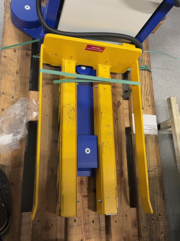1373295-2 Pneumatic lifting device - Profi-Lift Bastian -2017