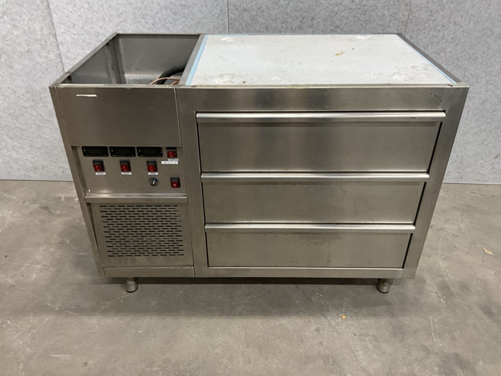 1474000-1 Refrigerated counter with 3 drawers without top