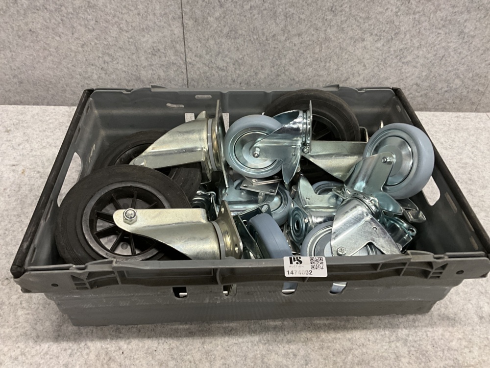1474002-1 Wheels in different sizes.