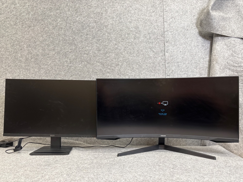 1545890-1 Datorskärmar 27-34" (Samsung/MSI)