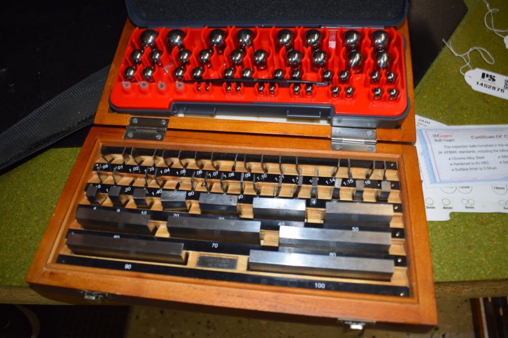 1452874-1 Fit bit set, Measuring ball set
