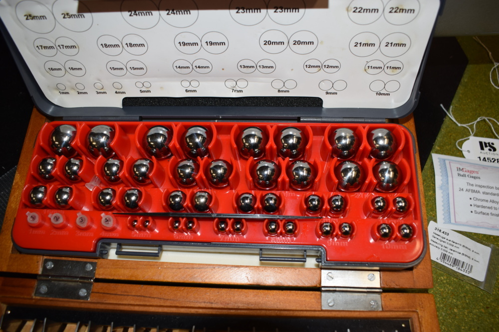 1452874-2 Fit bit set, Measuring ball set