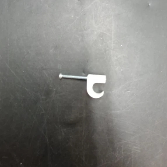 1590402-1 Cable holders, 2 900 pcs
