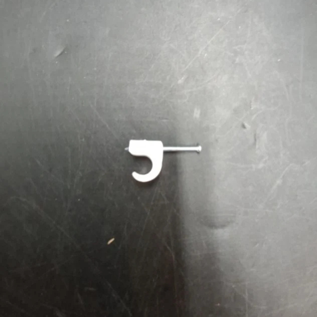 1590404-1 Cable holders, 2 300 pcs