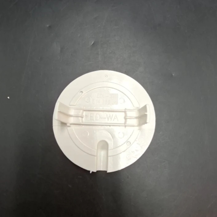 1590421-1 Electrical box covers, 140 pcs