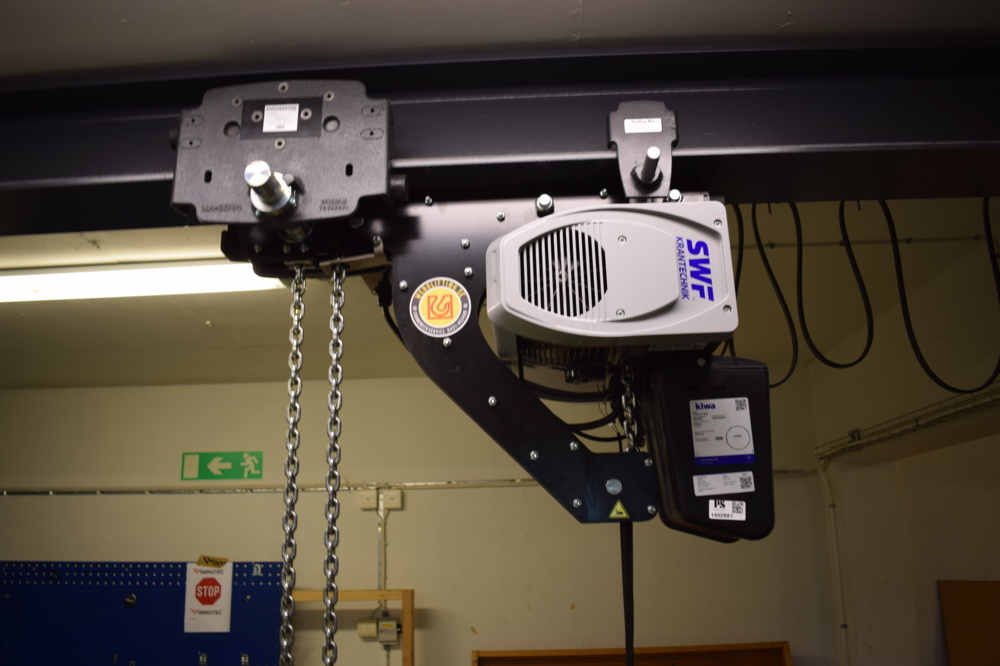 1452881-2 Hoist and beam 200 kg