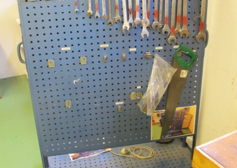 Tool board, double-sided on wheels