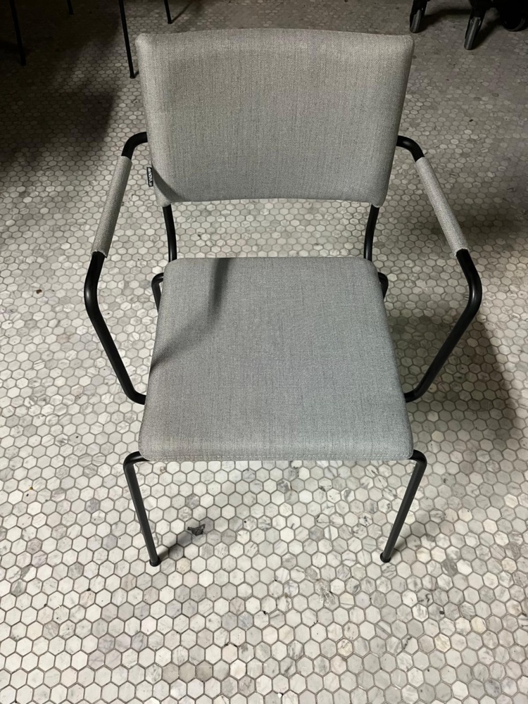 1491727-2 Party with 60 chairs and 22 tables