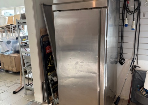 Refrigerator Perima, approx. 75x75x200 cm
