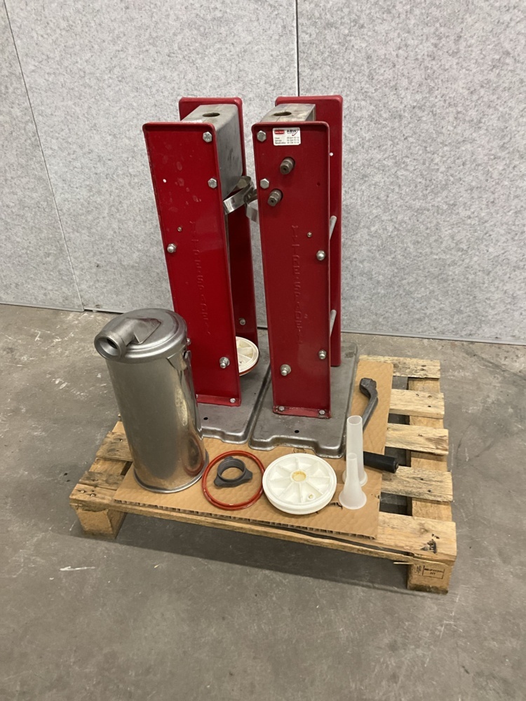 1474015-1 Sausage stuffer