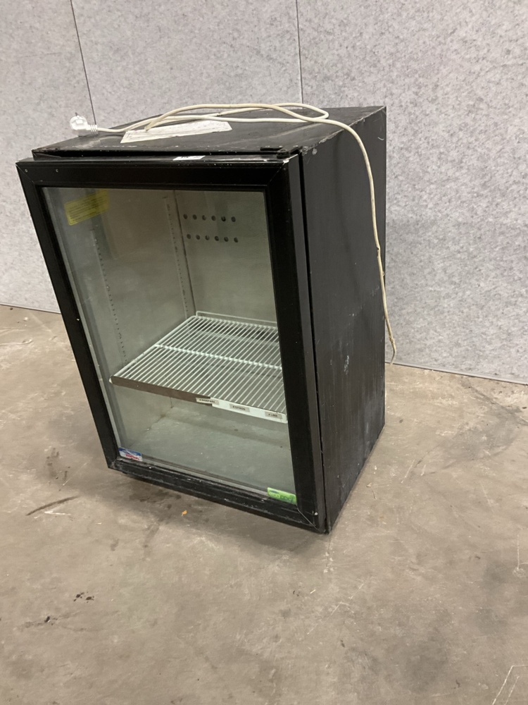 1474018-2 Beverage refrigerator with glass door