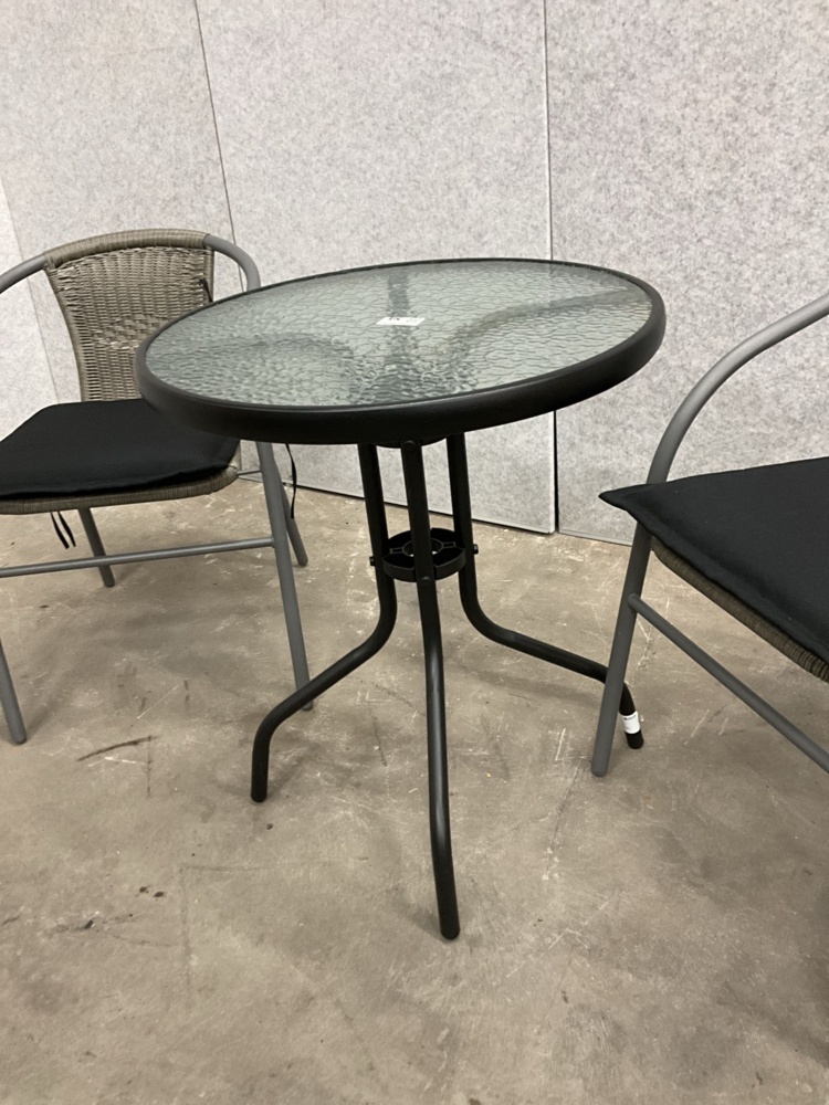 1474019-2 Cafe table and 2 chairs