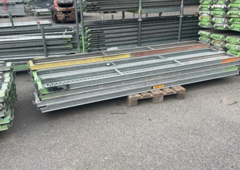 Larger batch of scaffolding from Monzon