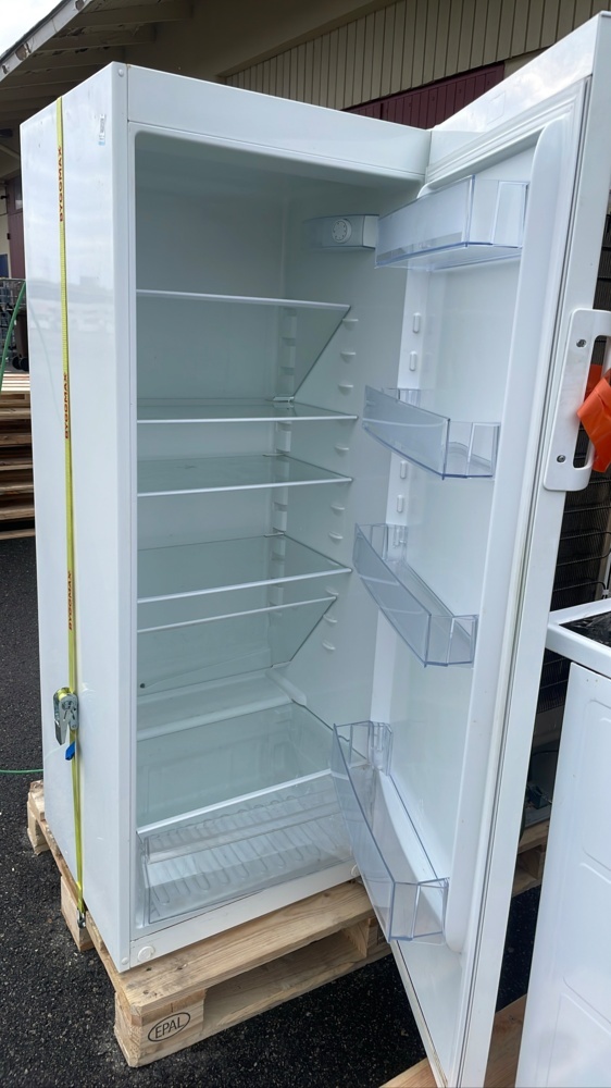1591427-2 Refrigerator, Electrolux 1550 mm