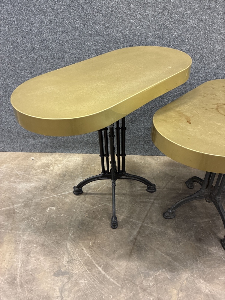1582261-2 4 pcs Table brass-plated top and cast iron legs