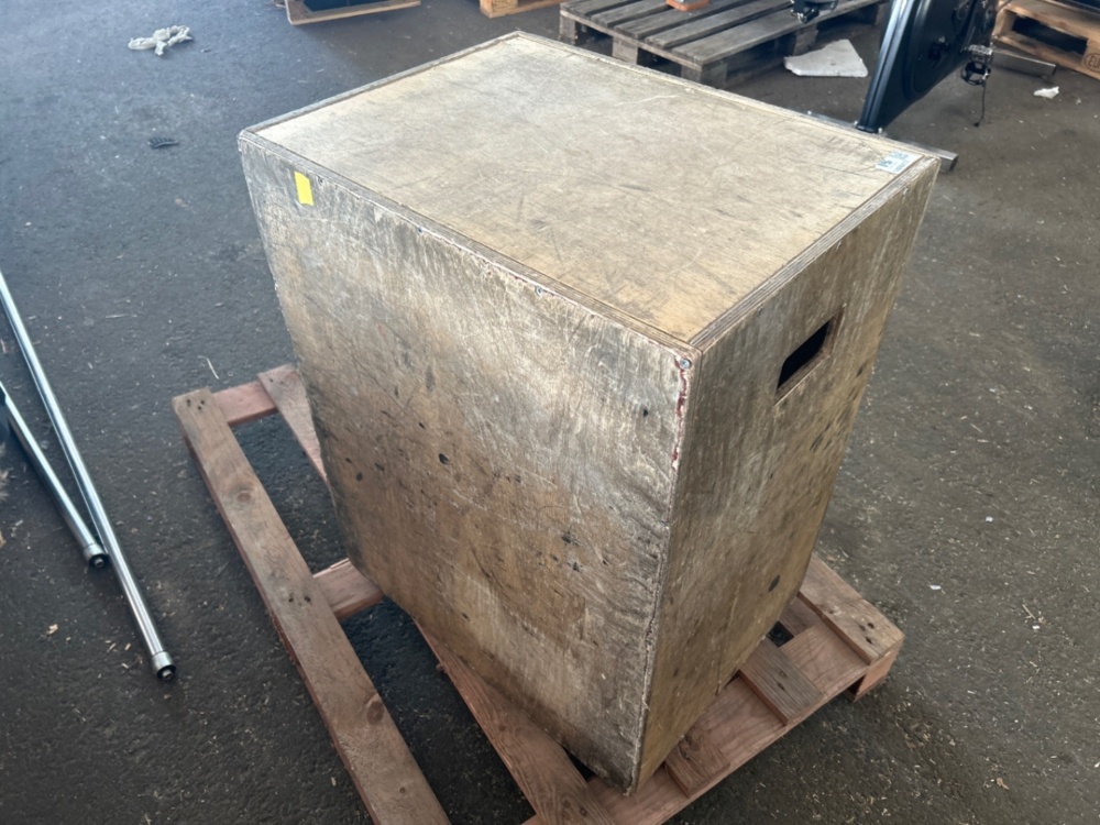 1486417-1 Plyo box