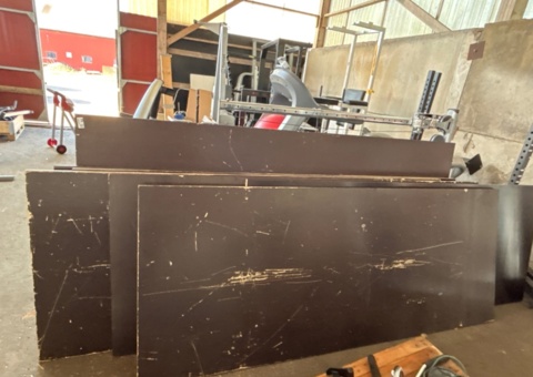 Inserts for rubber floors
