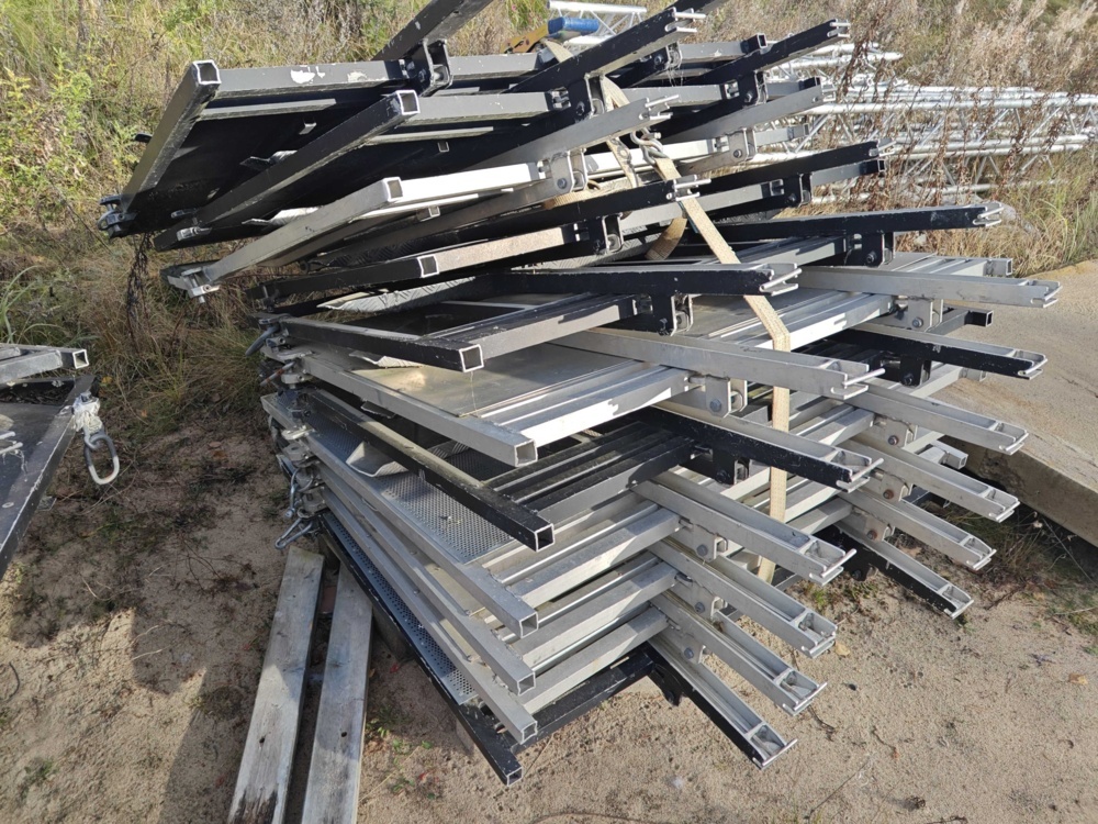 1564897-2 Riot fence